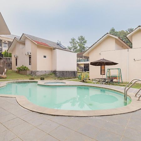 Urbanview Hotel Inkoppabri Cisarua Puncak Exterior foto