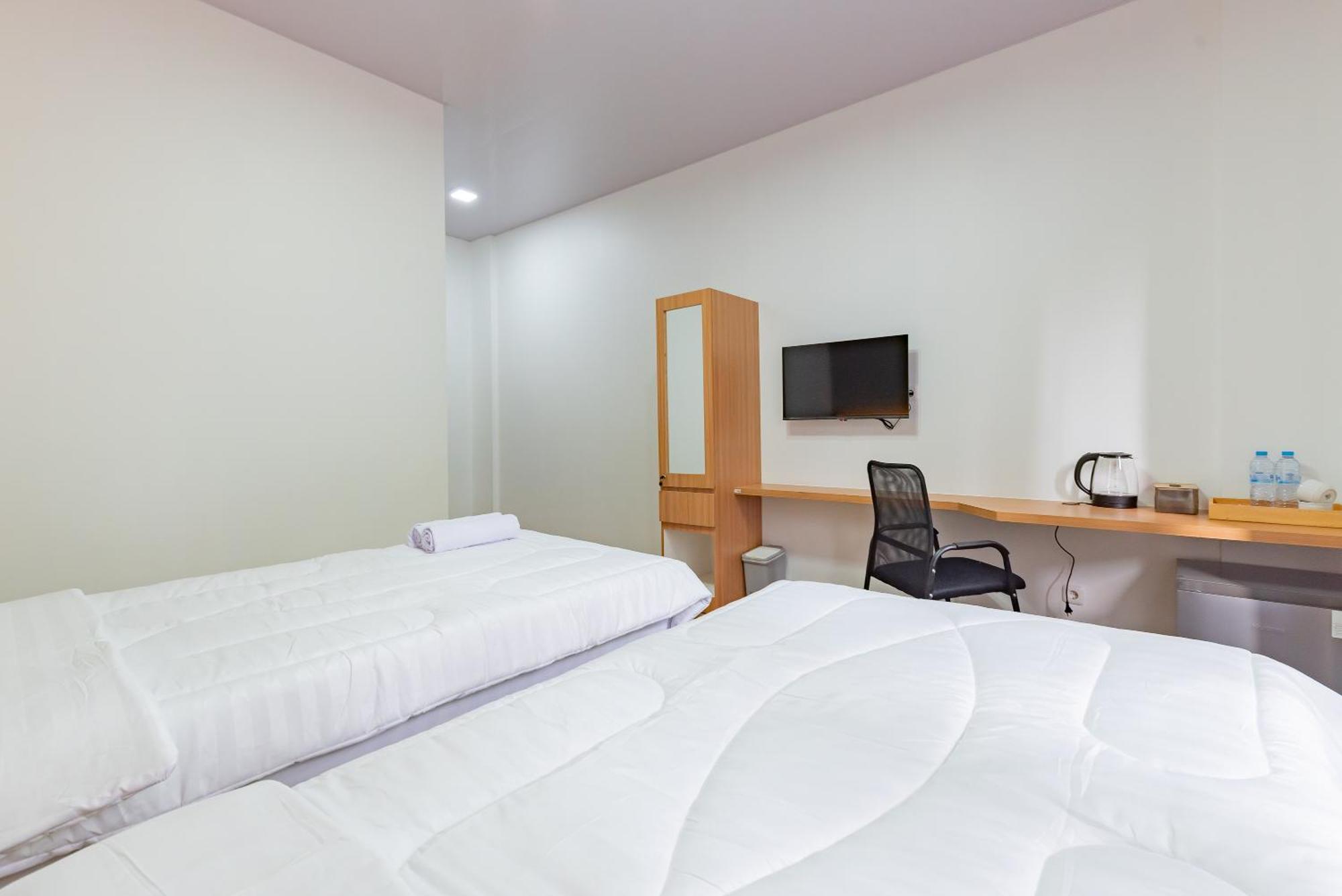 Urbanview Hotel Inkoppabri Cisarua Puncak Exterior foto