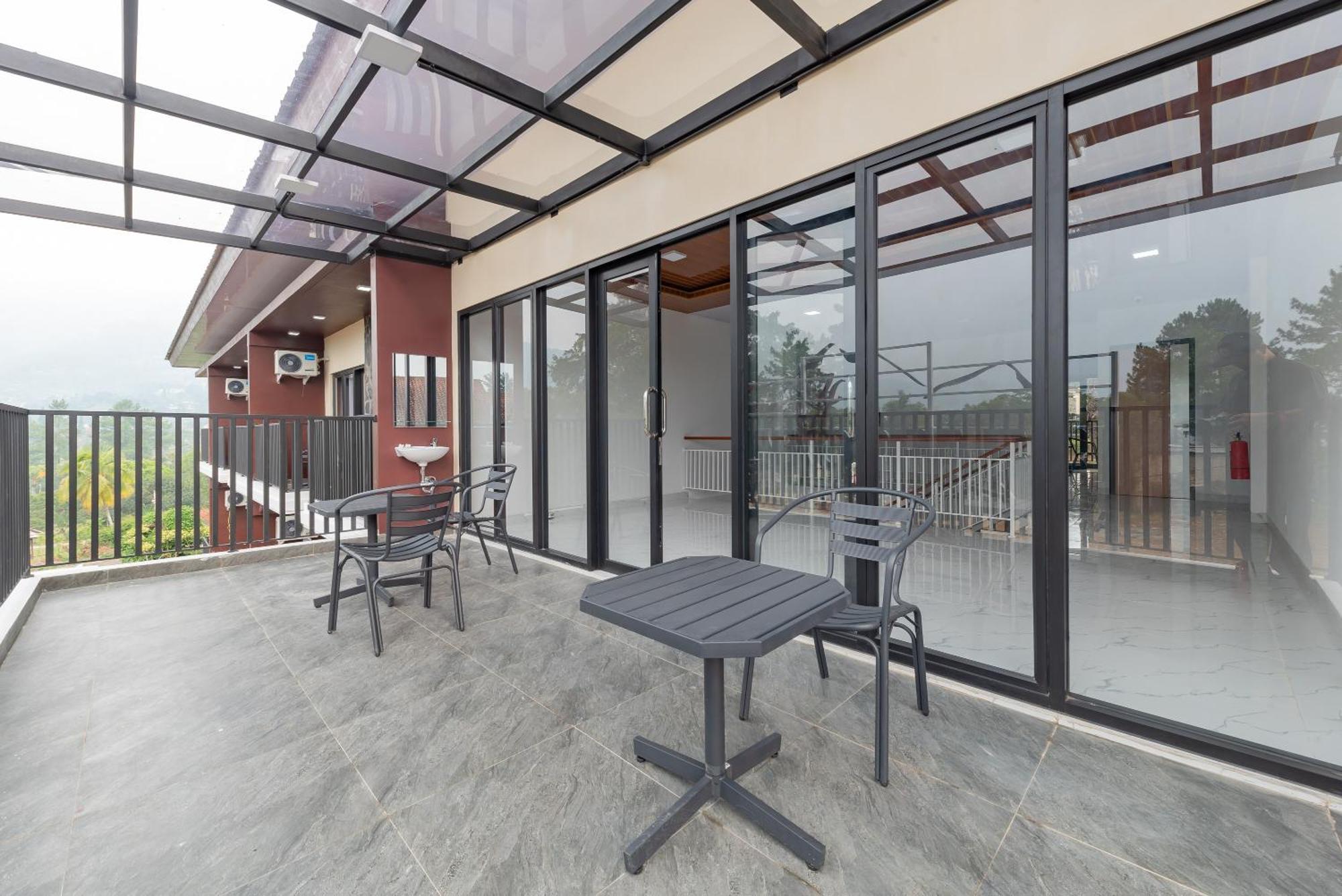 Urbanview Hotel Inkoppabri Cisarua Puncak Exterior foto